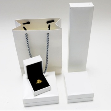 Custom made PU leather jewelry necklace packaging box