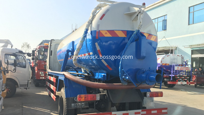 sludge suction truck 3