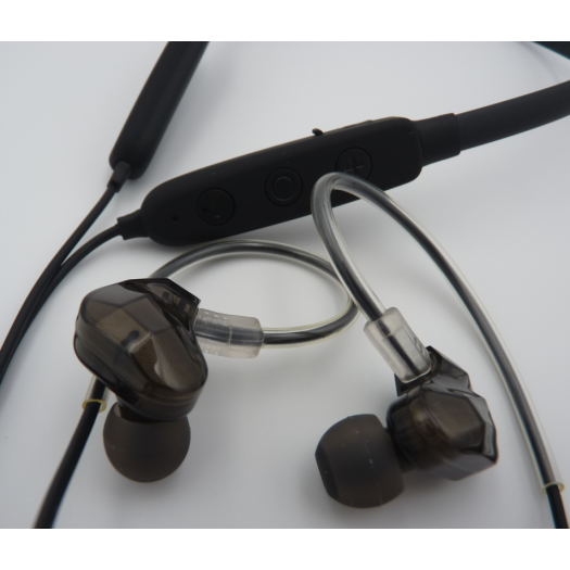 Bluetooth In-ear Earphones for Iphone/ Laptop