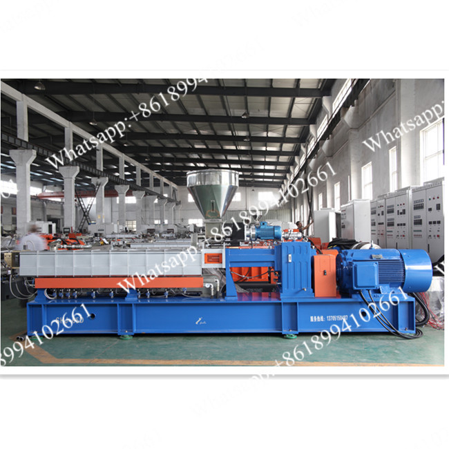 Twin Screw Extruder 32