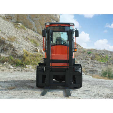 4WD Articulated Rough Terrain Forklift CPCY30