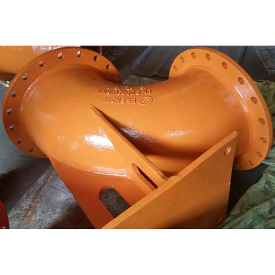 Ductile iron flange duckfoot bend