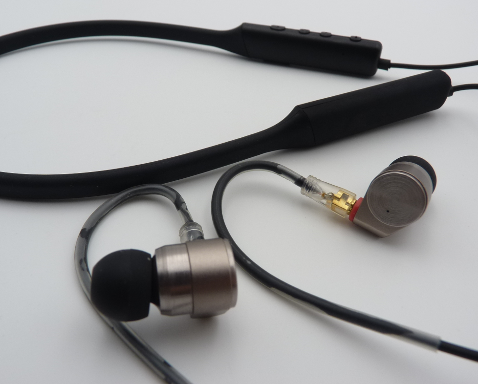 Sweatproof In-Ear Noise Reduction Headphones