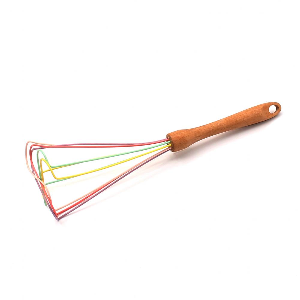 Edd Whisk With Wooden
