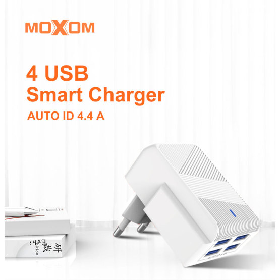 4 Port Travel Charger Charging Station