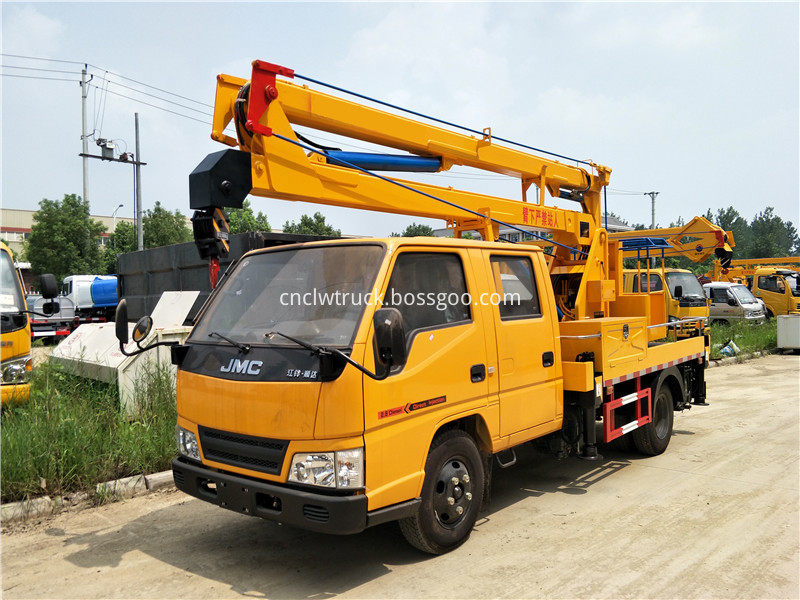 overhead working truck