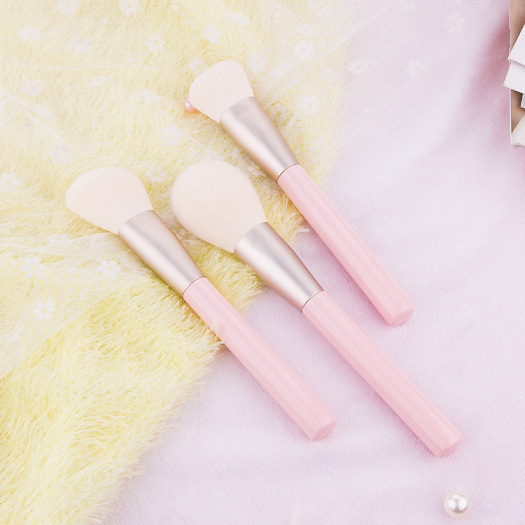 magnetic makeup brushes wooden handle
