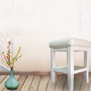 Wooden Master Cosmetic Stools used for Beauty Salon