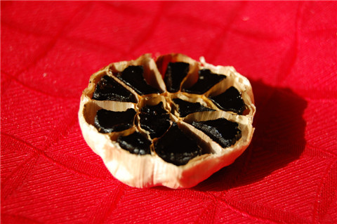 black garlic 