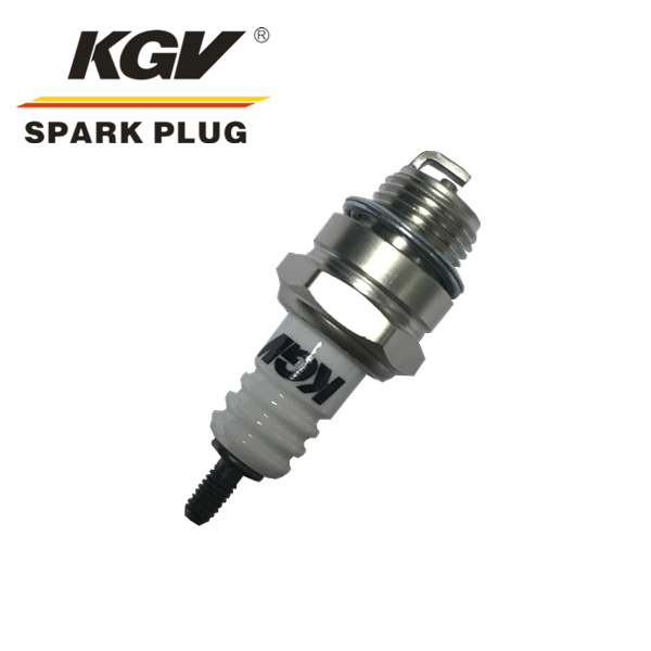Small Engine Normal Spark Plug BM6A/CJ8/W20M-U