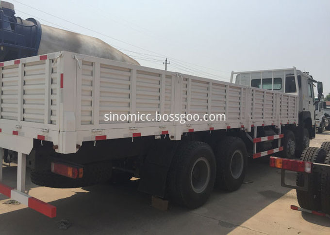 Sinotruk Howo 12 Wheels Cargo Trucks