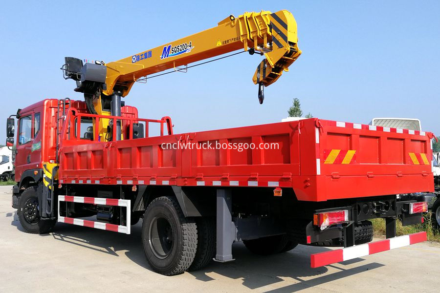 truck mounted boom lift 3