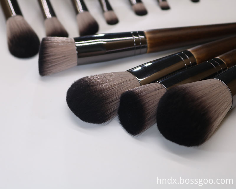 14 Solid wood Makeup Brush 6