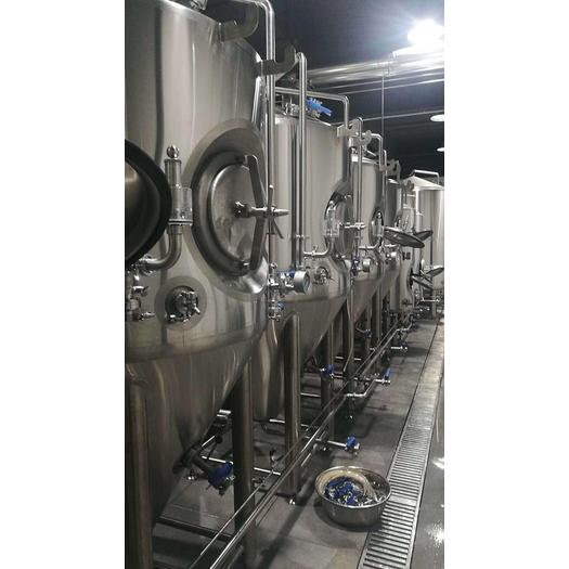 Brewery Cylindrically Conical Beer Fermentation Tank CCT