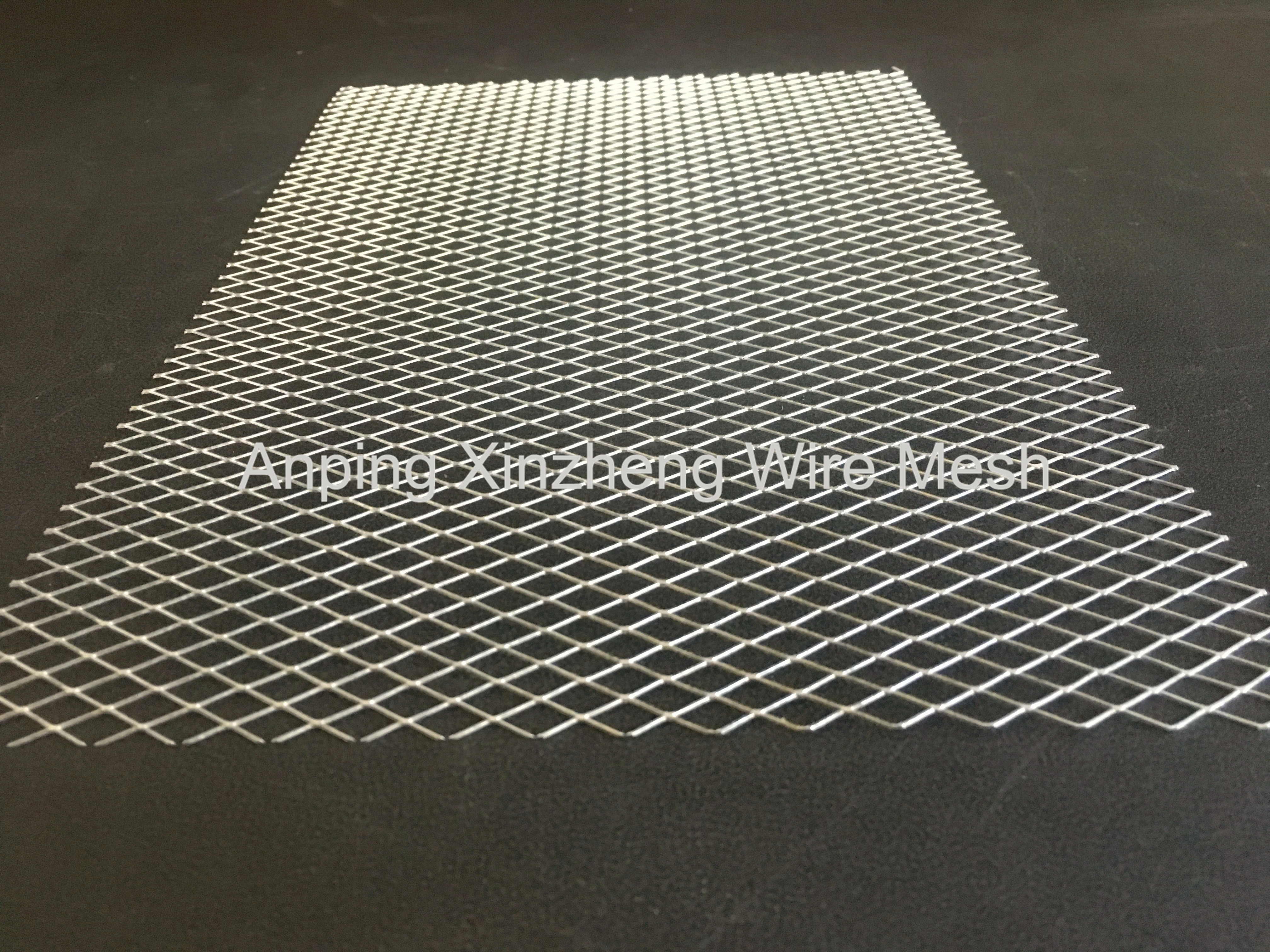 Flattened Expanded Mesh