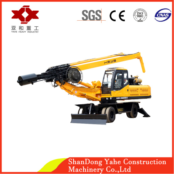 Wheel hydraulic rotary drilling rig