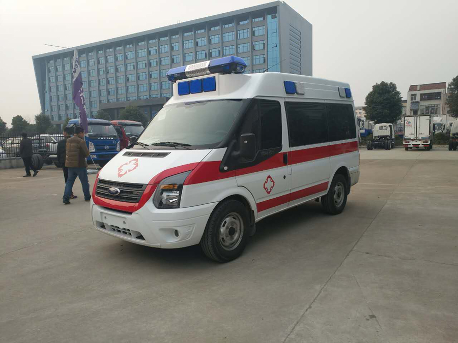 ford ambulance supplier