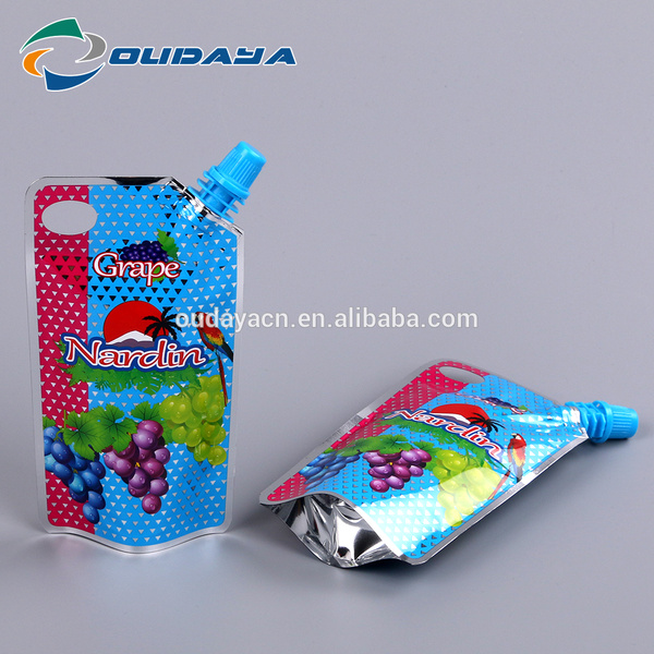 Pouch Packaging Beverage Pouch with Corner Spout