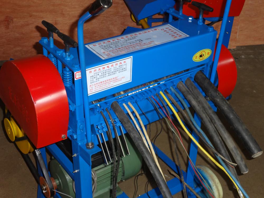 electrical wire strippers