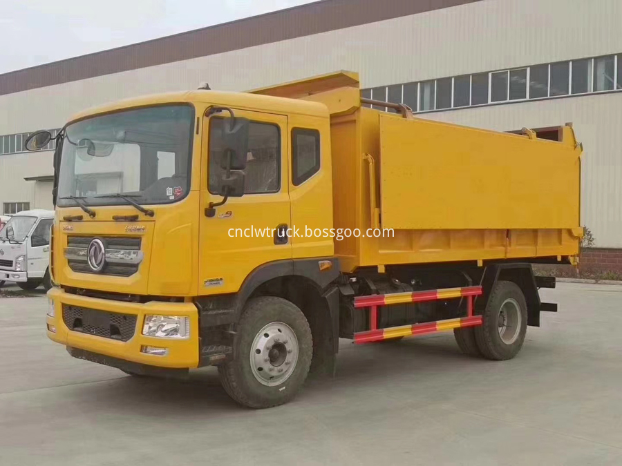 garbage delivery truck