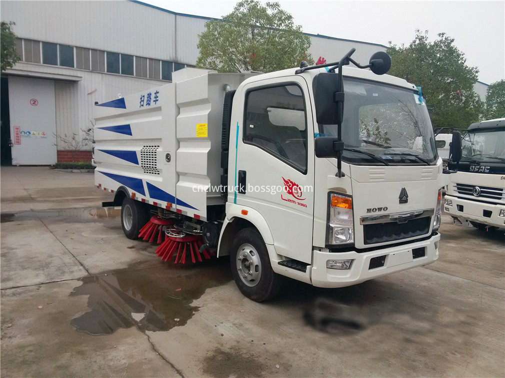 runway sweeper truck 4