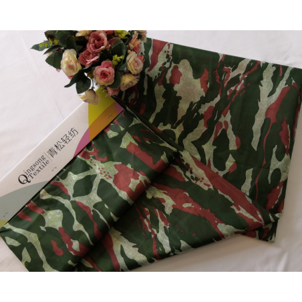 Abstract Flower Design Mattress Polyester Fabric