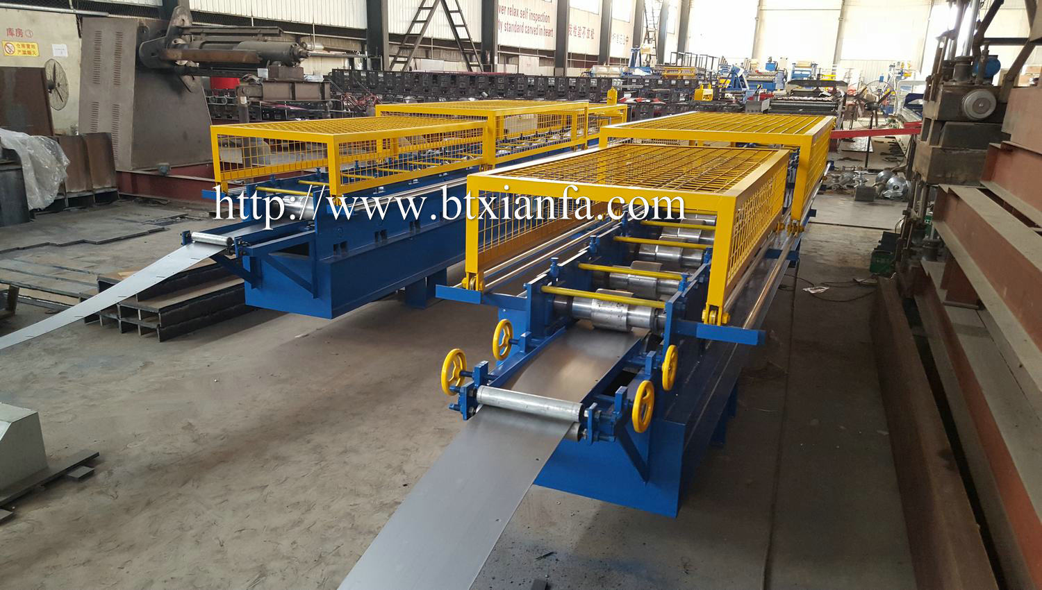 metal stud and track roll forming machine