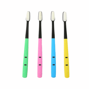 New Design Oral Care Toothbrush for Daily Use