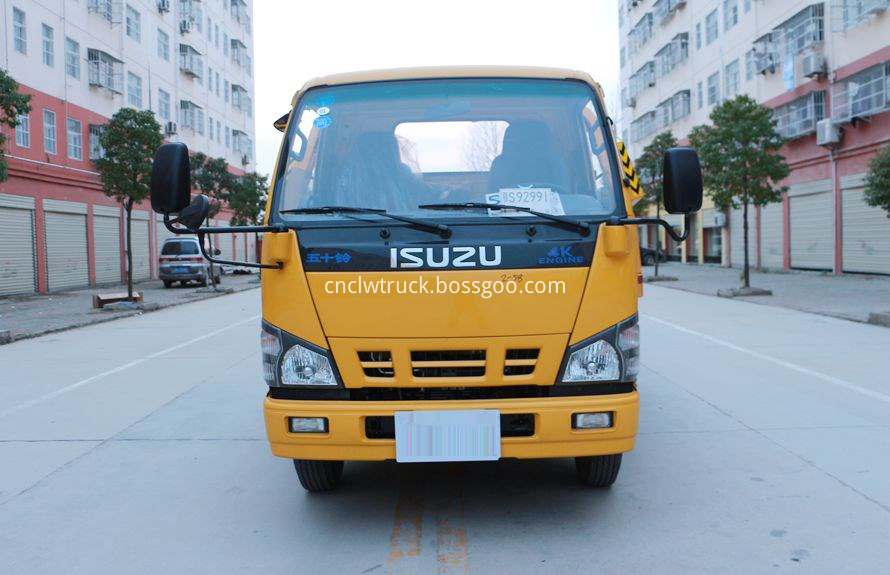 ISUZU road wrecker 2