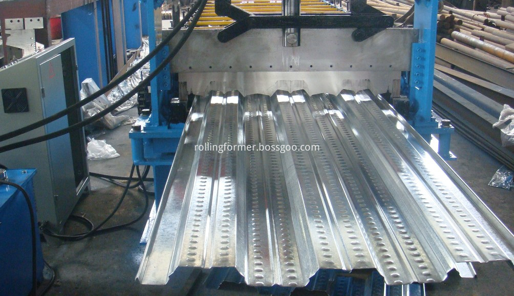 Steel construction material deck floor production mill