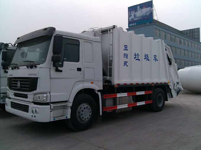 Compressed Garbage Collection Truck