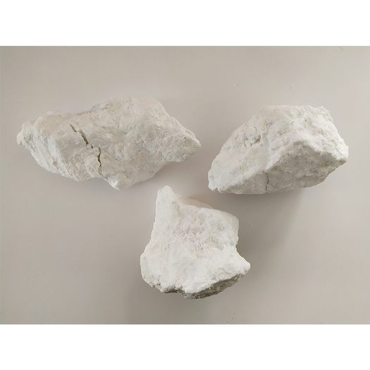 Easy dispersing grade organophilic clay minerals for coating