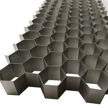 Aluminium honeycomb core panels