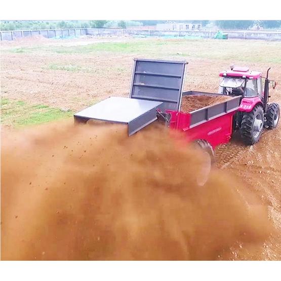 Tractor mounted fertilizer spreader machine
