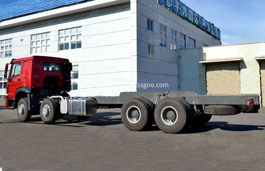 25T crane truck  chassis