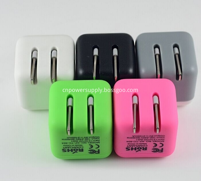 Foldable Dual USB Travel Charger