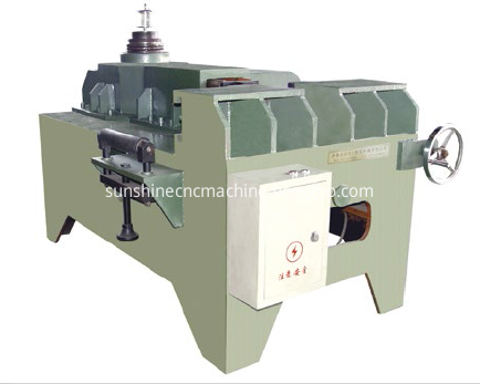 STEEL STRAIGHTENING MACHINE