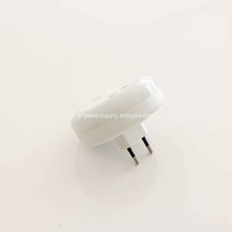 With LED Night Lamp Function USB Charger