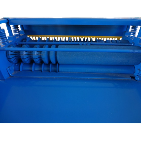 automatic wire stripping tool