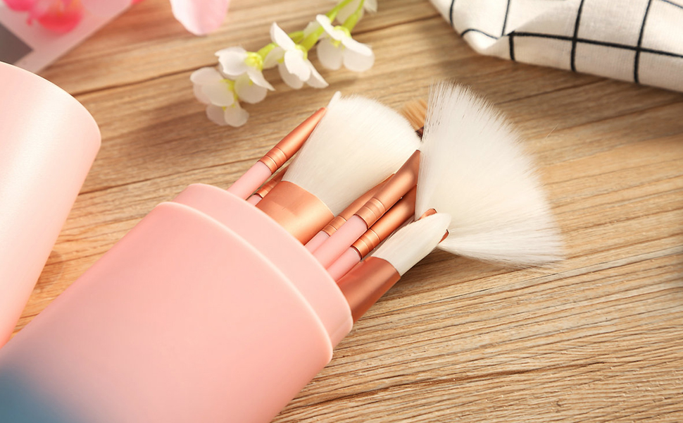 eyebrow brush