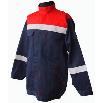 Water and oil resistant work overcoat