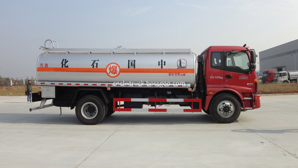 mobile fuel refueling trucks 3