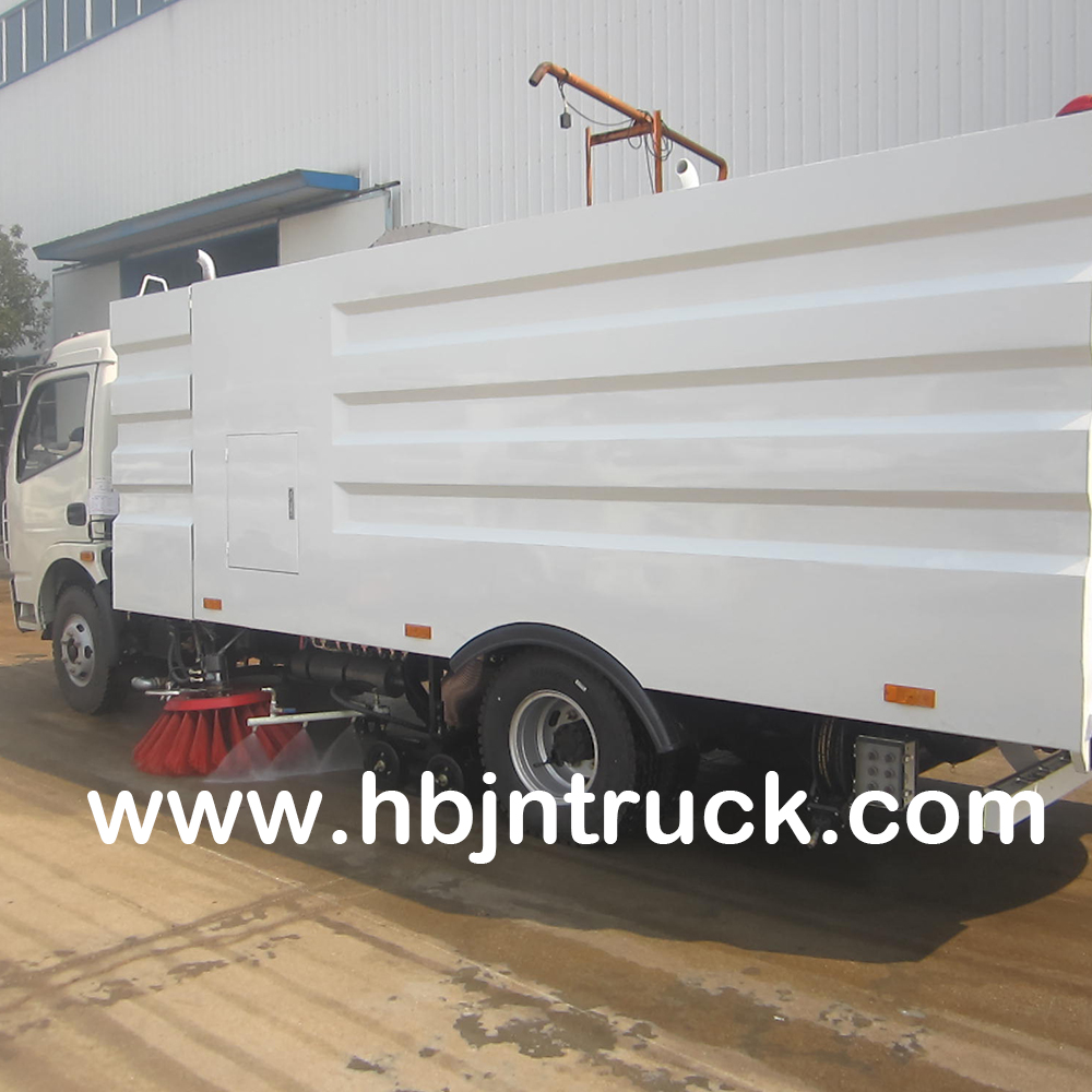 Dongfeng Vacuum Sweeper Truck
