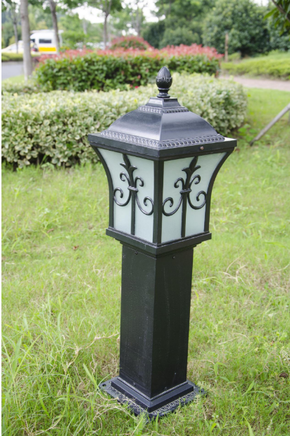 European style lawn lamp