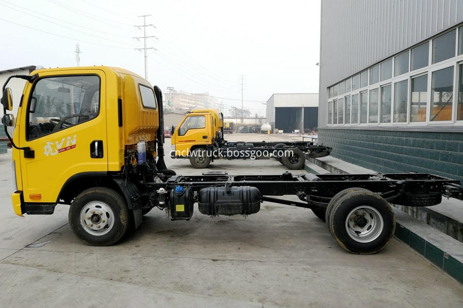 Transport Towing vehicle chassis 1