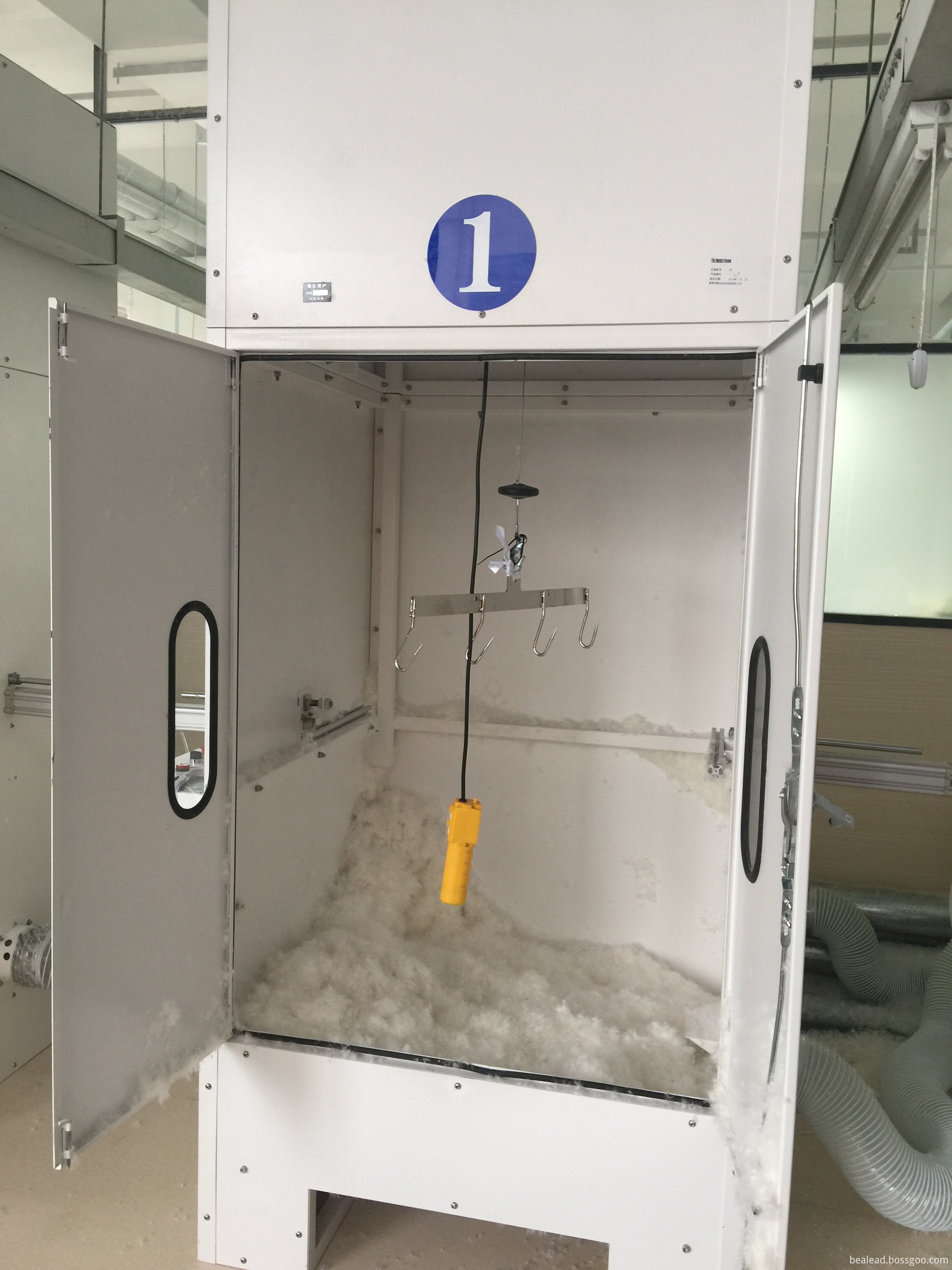 Feeding machine inside