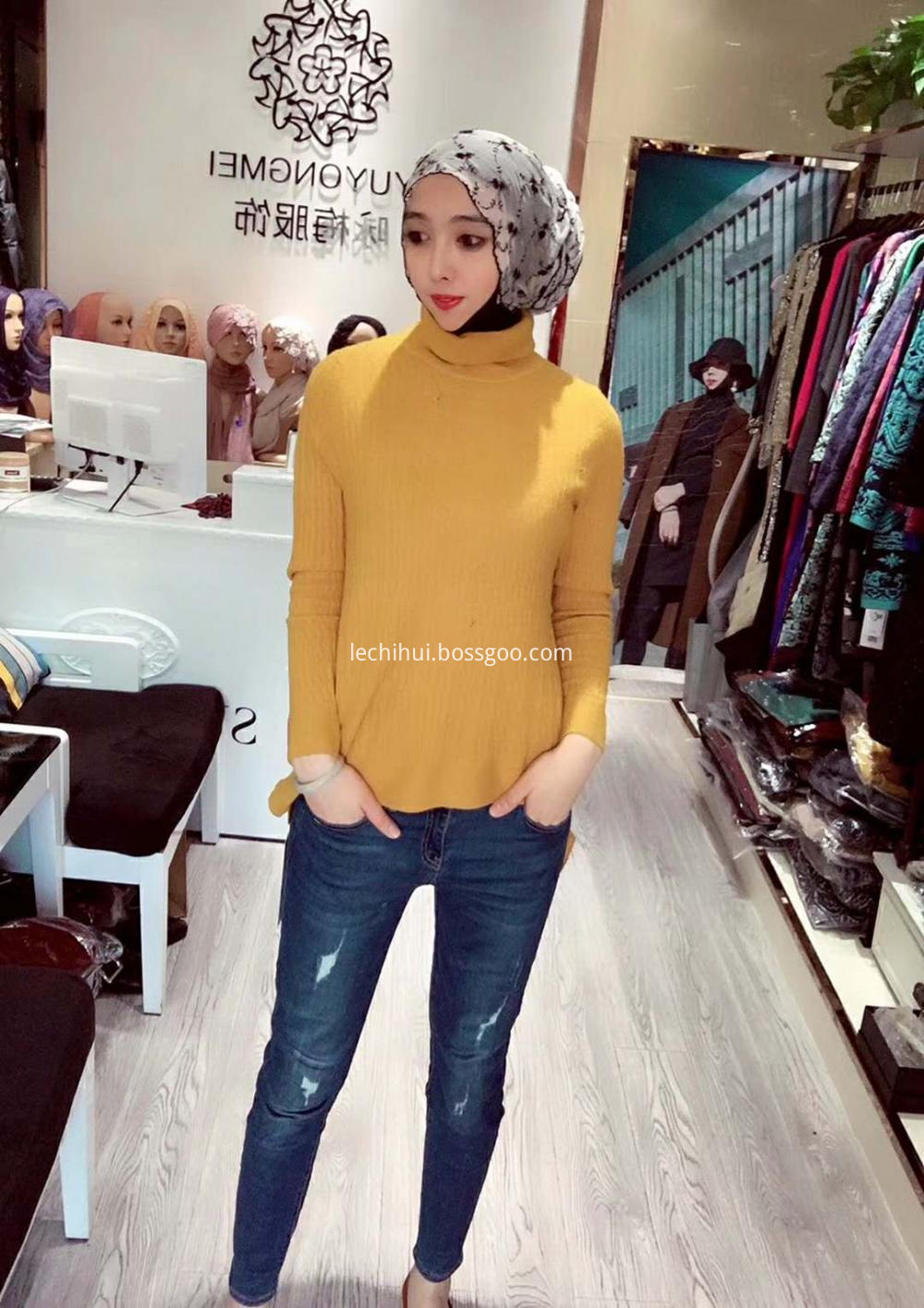 Short Yellow Wool Sweater