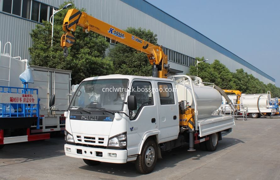 crane truck isuzu 1