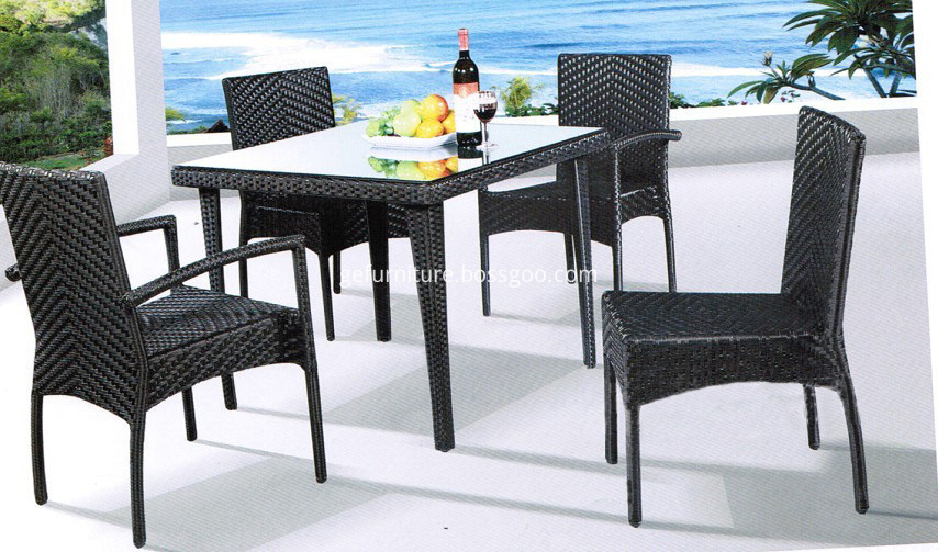 Wicker Furniture Square Table