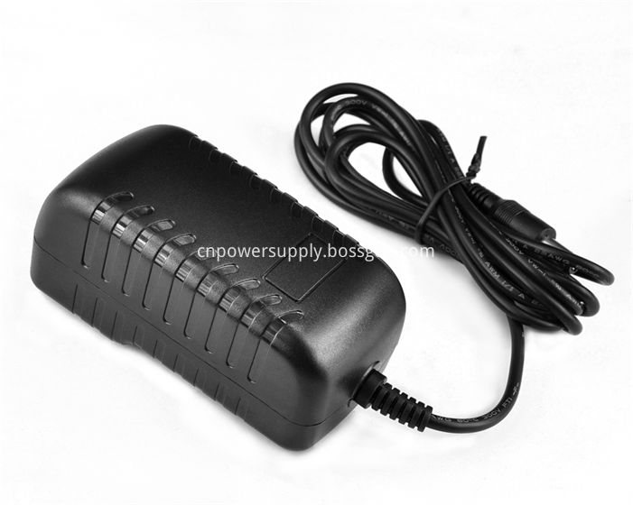 ac dc adaptor 12v 2000ma